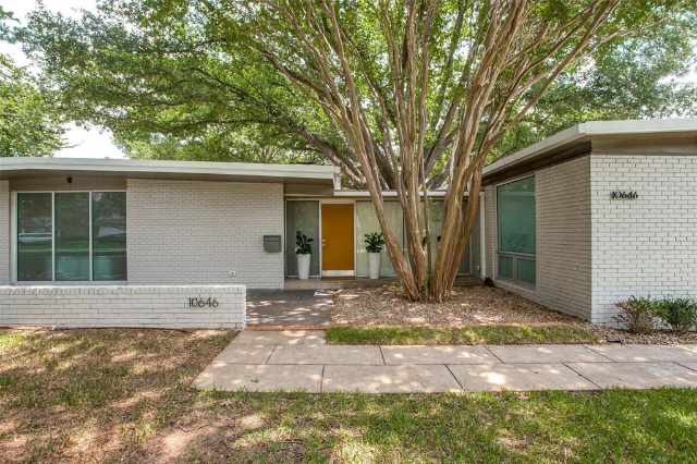 10646-Royal-Springs-Drive-1