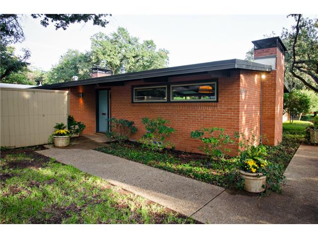 10722-Royal-Springs-Front