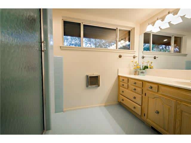 10722-Royal-Springs-Master-Bath