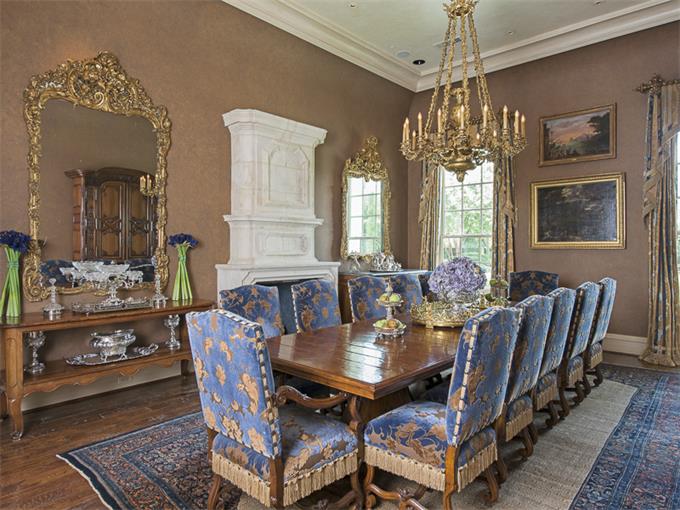 10777-Strait-Lane-dining-room-blue