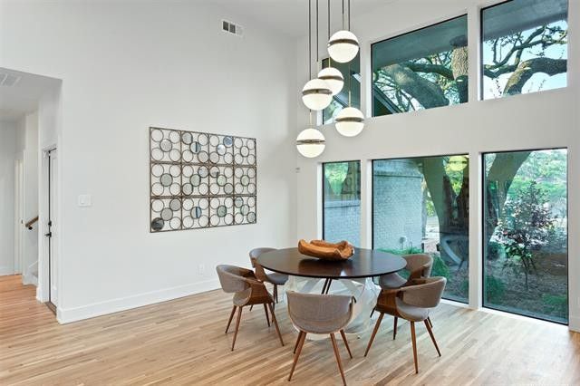 10807-Branch-Oaks-Circle-2