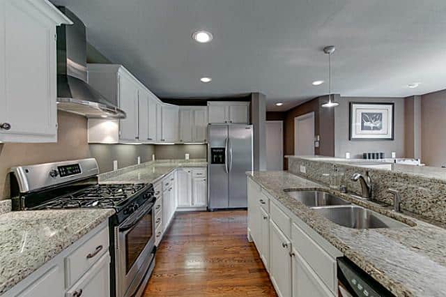 10811-Clearbrook-Kitchen-3