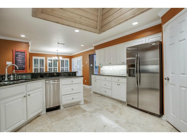 10811-Stone-Canyon-Kitchen