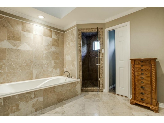 10811-Stone-Canyon-Master-Bath-2