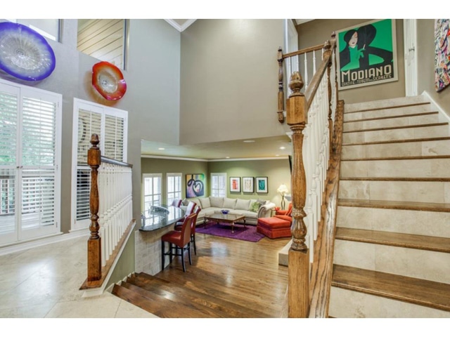 10811-Stone-Canyon-Stairs