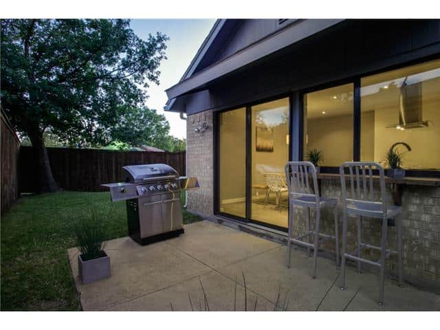 10830-Hayfield-Backyard-2