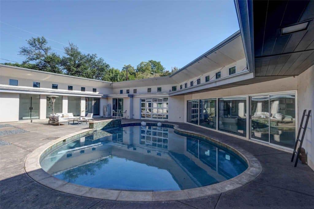 109d93a632a76bae41236a906820f4e2l-m2710146482od-w1024_h768_x2-1024x682