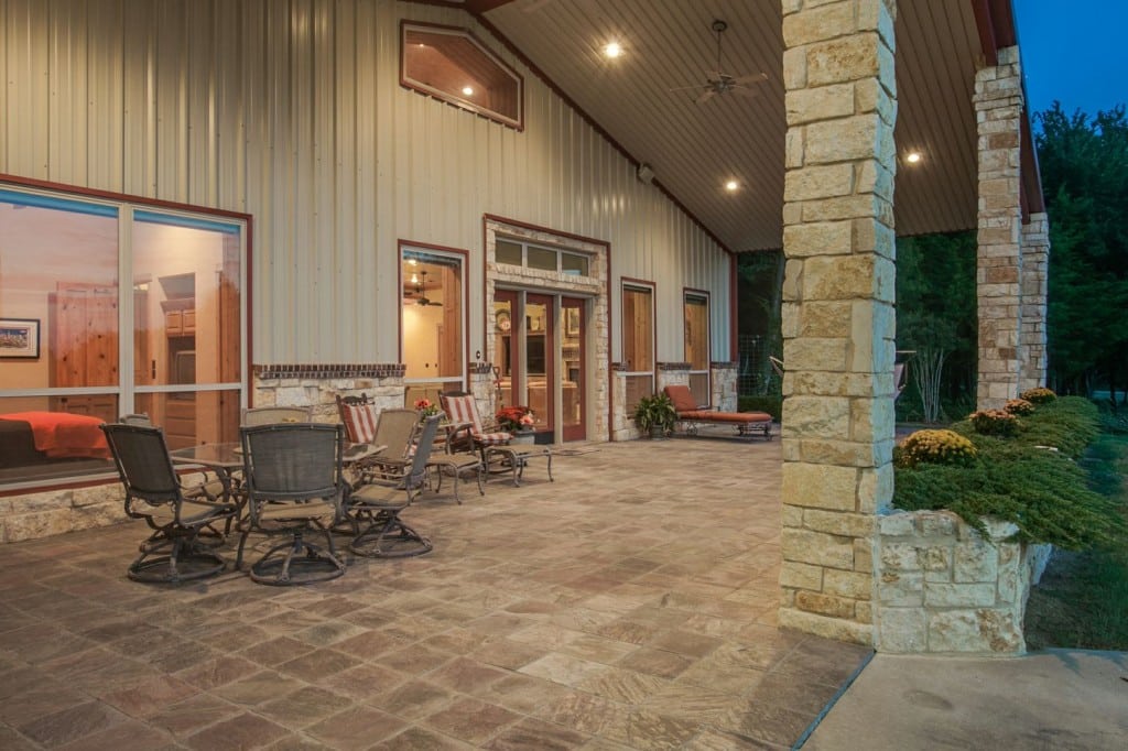 10patio2.jpg-1024x682