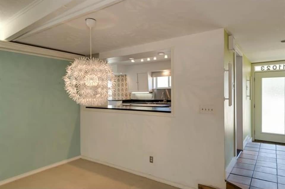 11023-Pinocchio-Dining