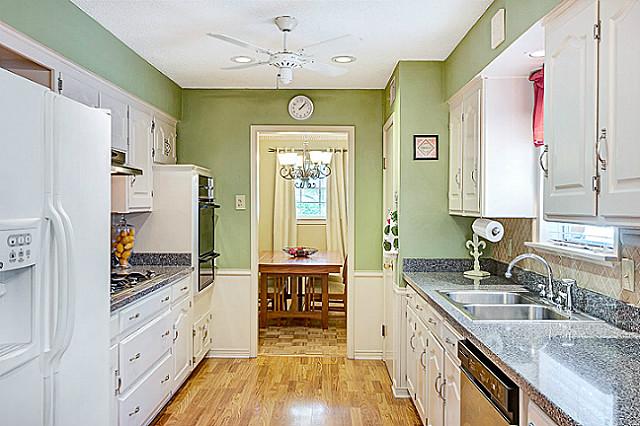 11045-Carissa-Kitchen