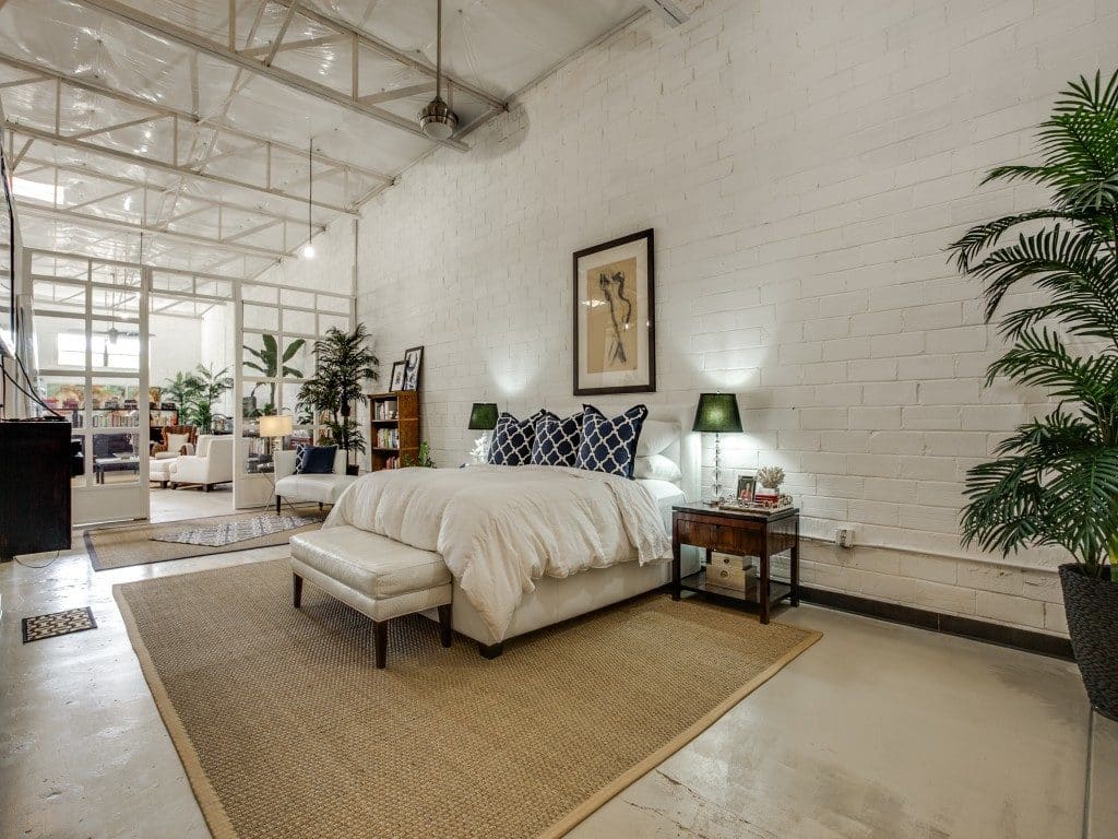 1105-e-levee-st-dallas-tx-MLS-17-1024x768