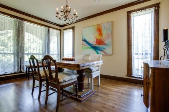 1115-Sarasota-Dining-575x383