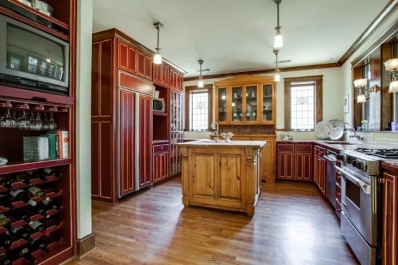 1115-Sarasota-Kitchen-575x383