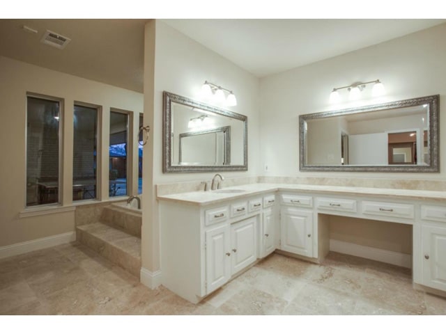 11159-Russwood-Master-Bath