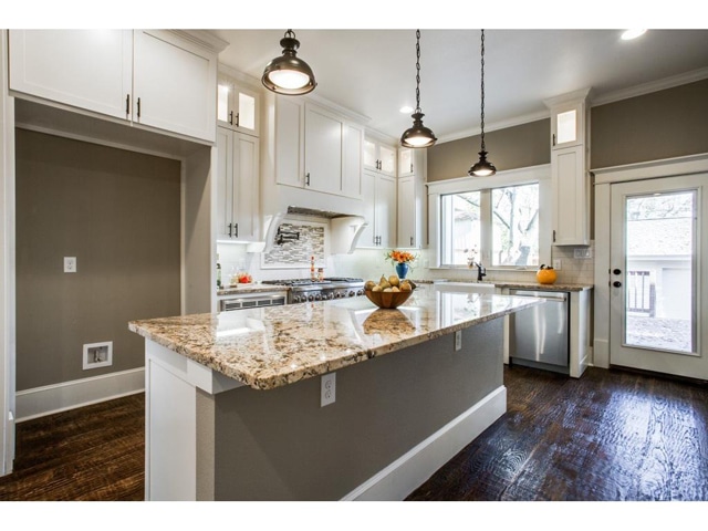 1117-Kings-Hwy-Kitchen