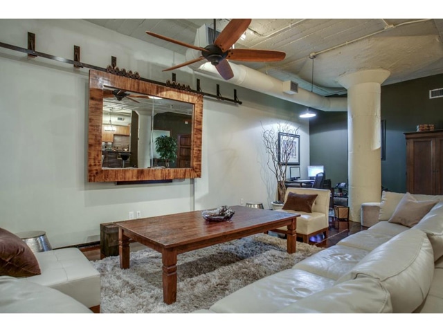 1122-Jackson-St.-908-TV-Hideaway