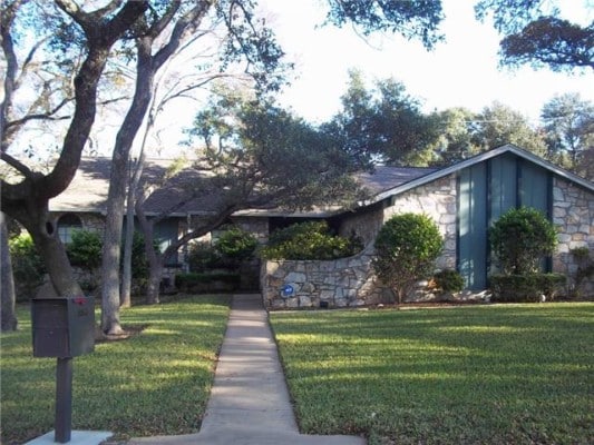 11310-Yucca-Austin-533x400
