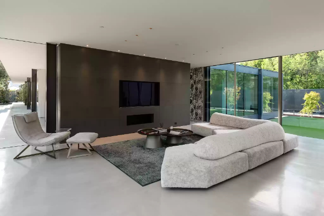 Ferris-Buellers-Day-Off-screenshot-Ferrari-1