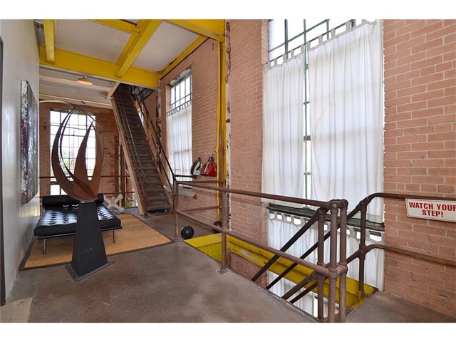 115-S.-Tyler-Staircase-and-Landing