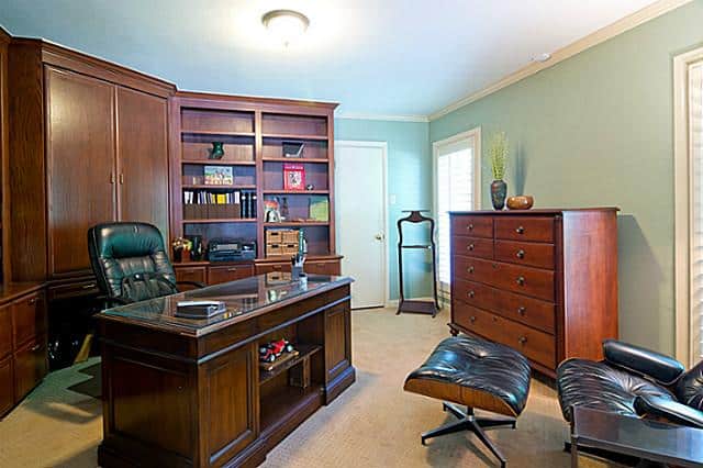 11757-Hill-Haven-master-office
