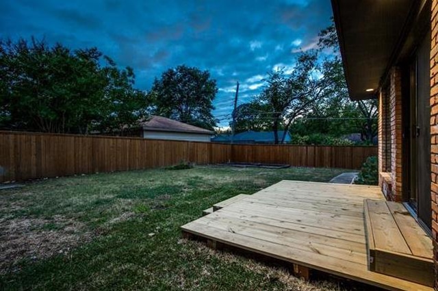 11761-Neering-Side-Yard