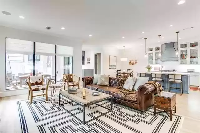 811A0D16-6276-4902-9137-19A0724EFAD7