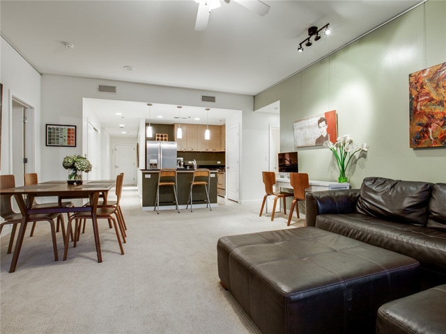 1200-Main-409-Living-to-Kitchen