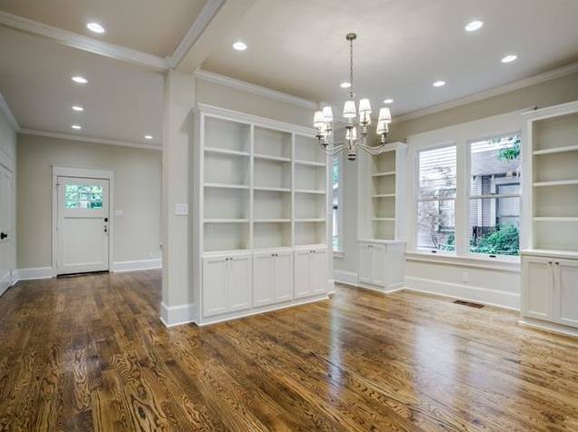 121-N-Winnetka-Dining