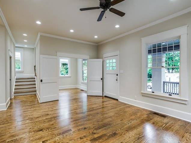 121-N-Winnetka-Living-to-Office