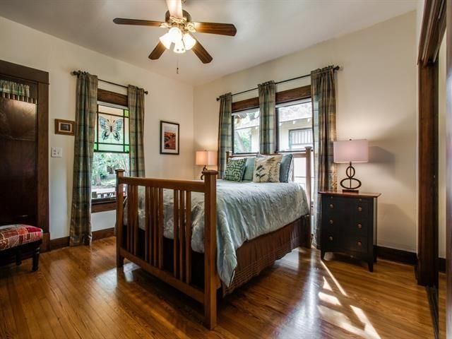 121-S.-Clinton-Bedroom