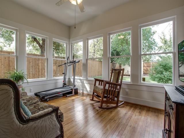 121-S.-Clinton-Sun-room