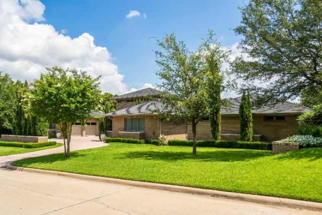 1221-Wyndham-Hill-Ln-74.jpg-FULL