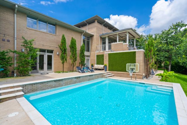 1221-Wyndham-Hill-Ln-74.jpg-FULL