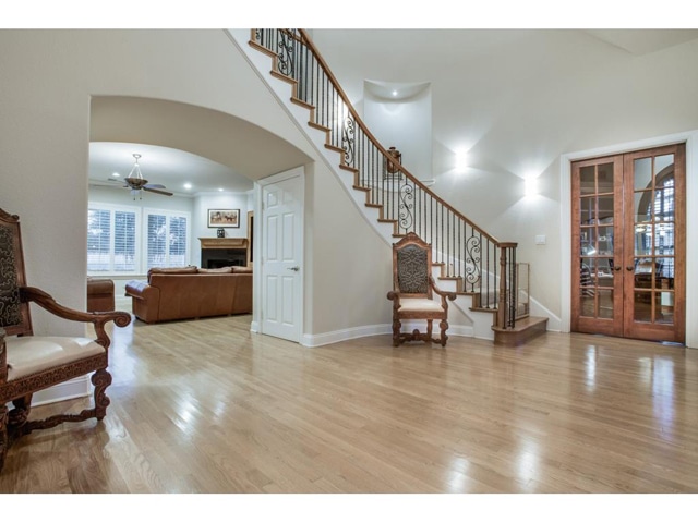 1222-Appaloosa-Ct-Foyer