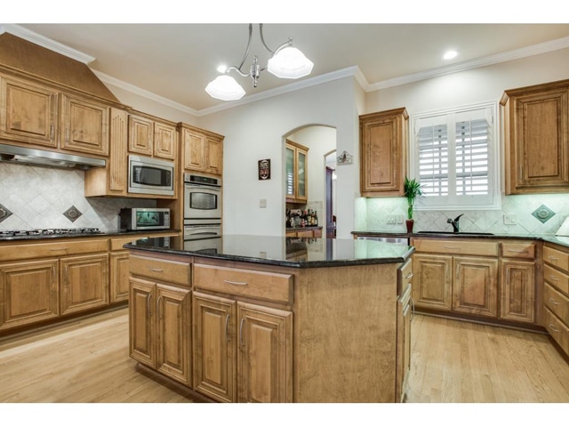 1222-Appaloosa-Ct-Kitchen