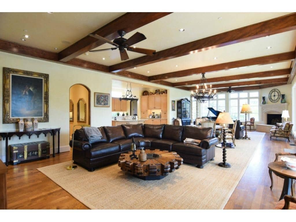 12258-Creek-Forest-great-room-1024x768