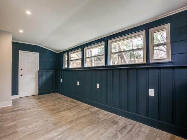 1230-Elmwood-b