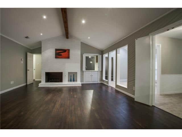 13016-Fall-Manor-Living-3