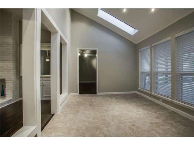 13016-Fall-Manor-Sunroom