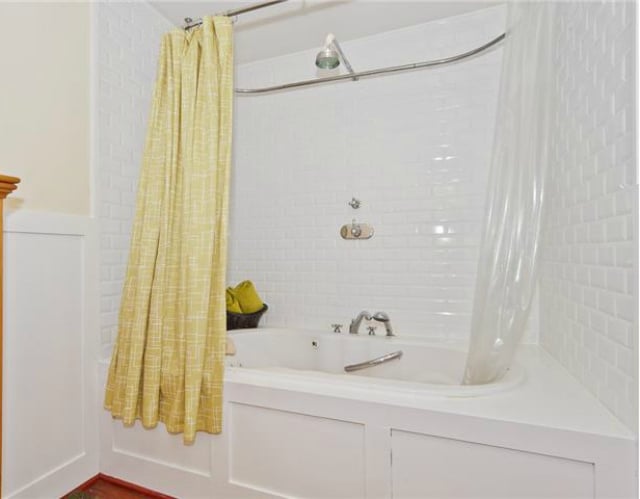 1325-Hollywood-Ave-O