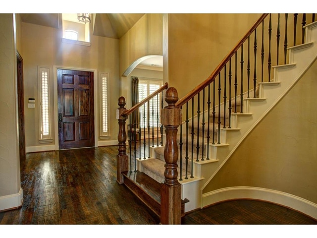 1327-Rio-Grande-Foyer