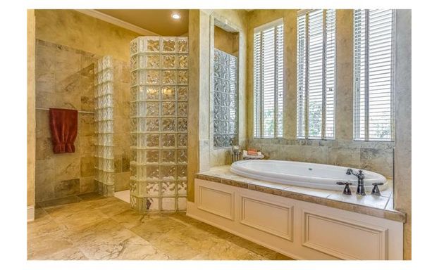 1408-Timarron-Master-bath