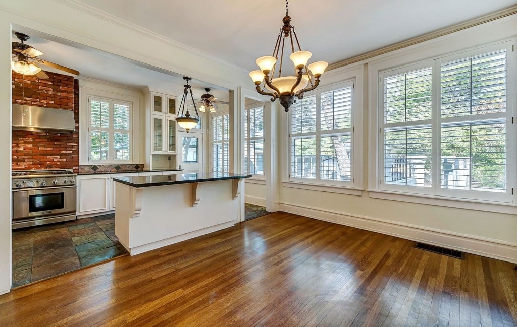 1414-Mistletoe-bfast-1024x649