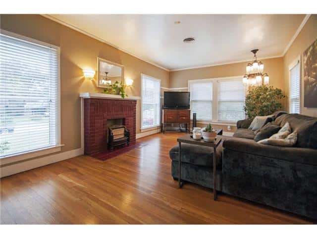 1415-Lansford-Living