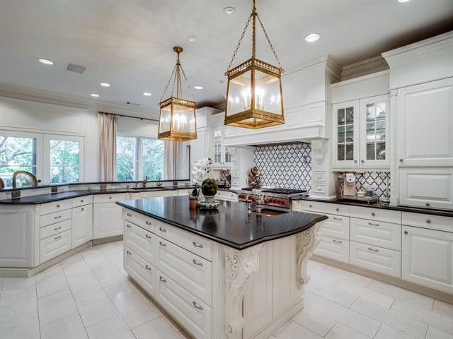 14308-Hughes-Lane-4