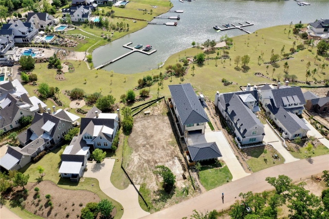 Long-Cove-Common-Area_2