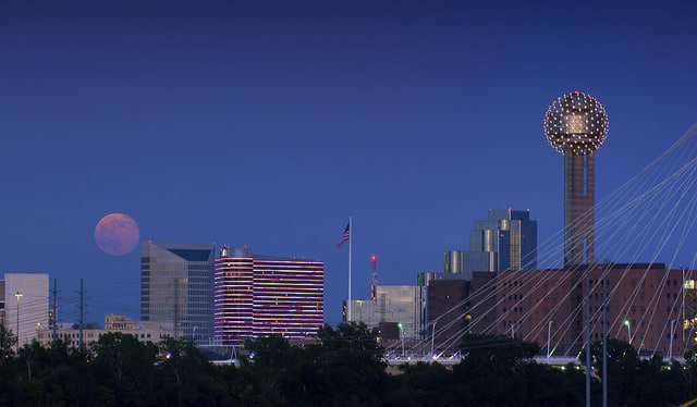 14638852271_254d15f11a_z