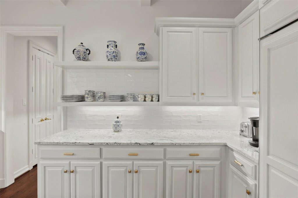 15-GlenMeadow-Ct-ext-1024x683