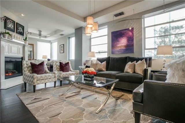 1505-Elm-L-e1426170745994