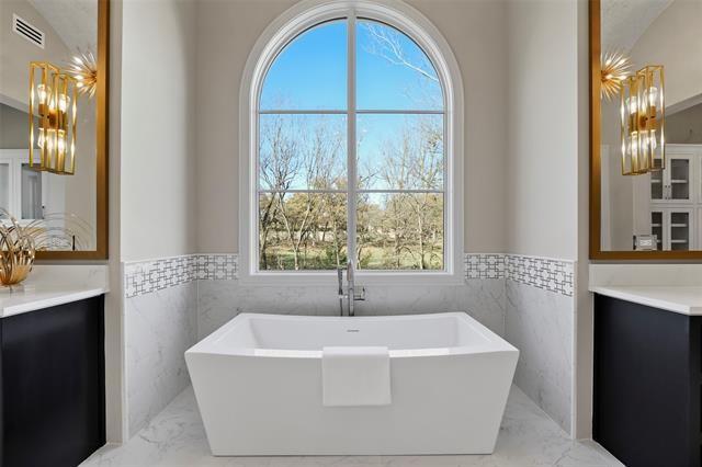 1521-Meandering-Way-Drive-1